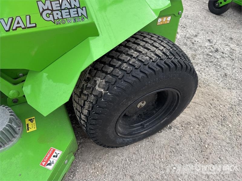 Mean Green 4x2 Ride-On Electric Lawn Mower 騎乘式割草機