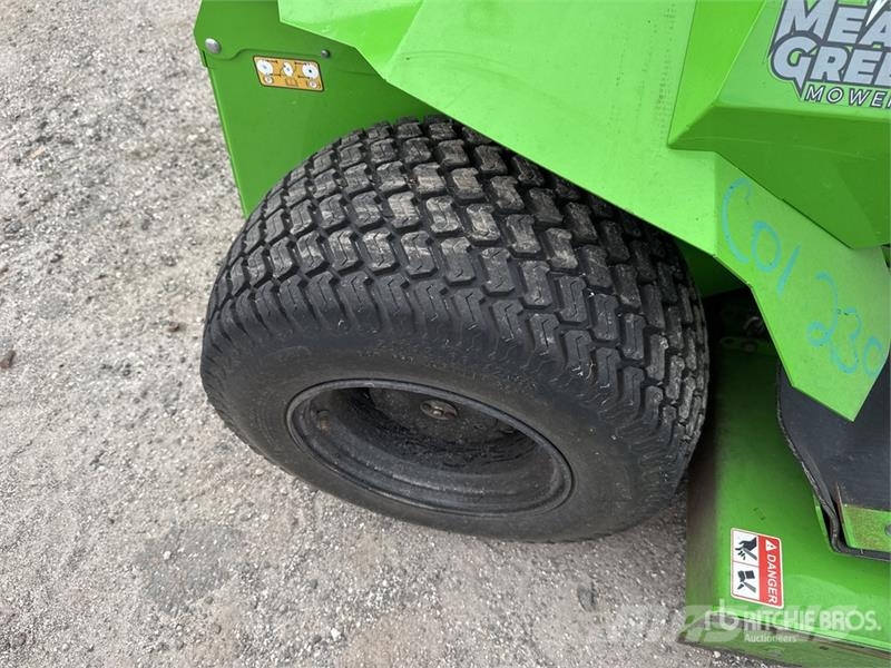 Mean Green 4x2 Ride-On Electric Lawn Mower 騎乘式割草機