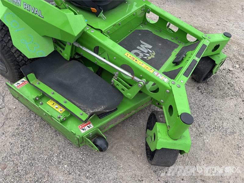 Mean Green 4x2 Ride-On Electric Lawn Mower 騎乘式割草機
