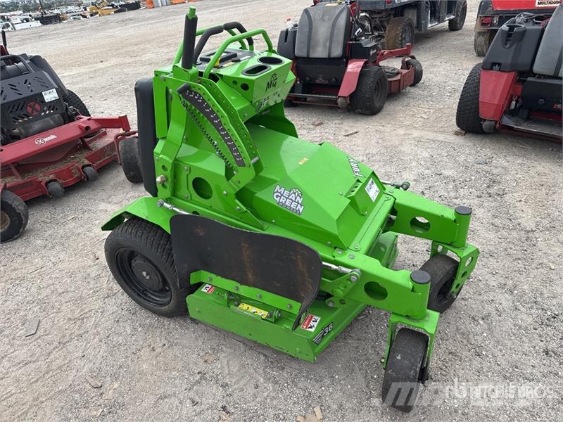 Mean Green 4x2 Stand-On Electric Lawn Mower 騎乘式割草機