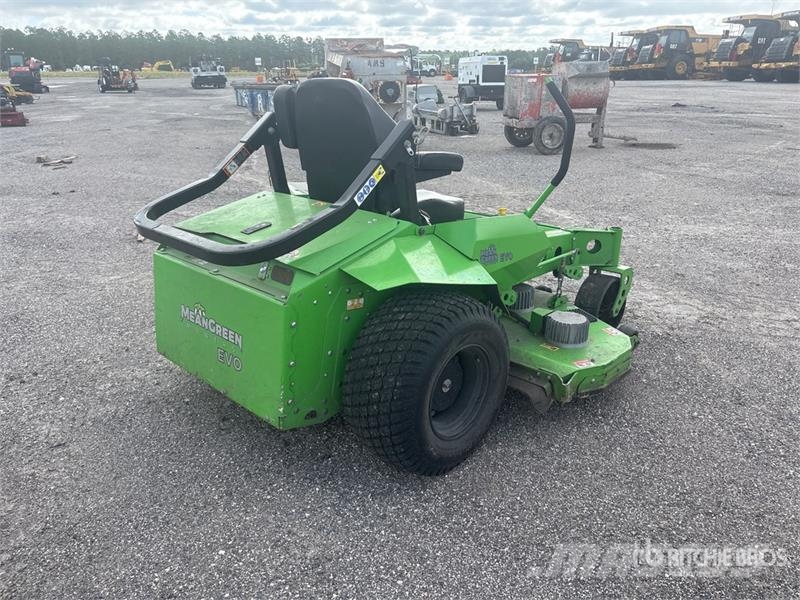 Mean Green Ride-On Lawn Mower Reitermäher