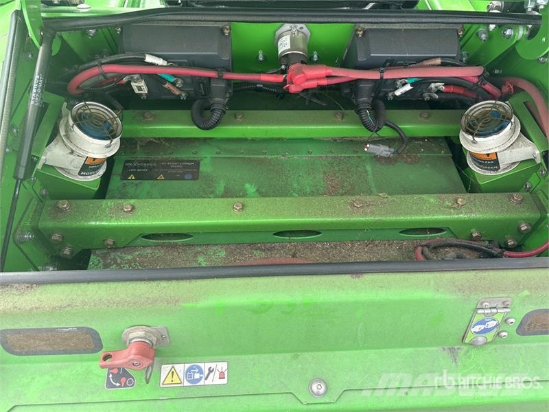 Mean Green Ride-On Lawn Mower Reitermäher