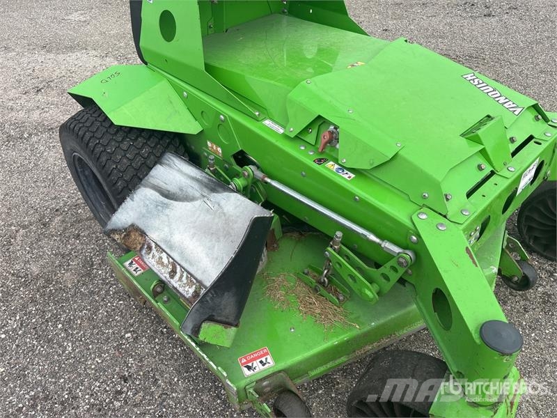 Mean Green Stand-On 60 in Lawn Mower Åkgräsklippare