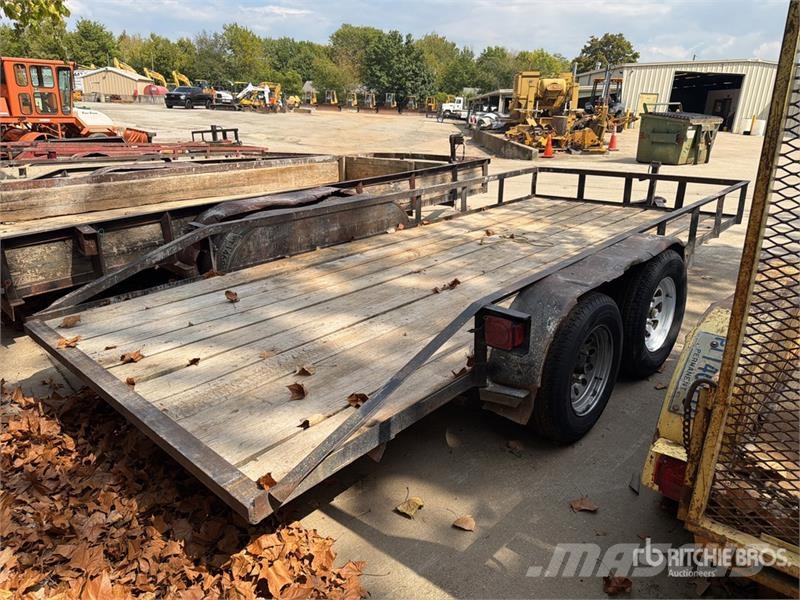 MEB 16 ft T/A Equipment Trailer Autonkuljetusperävaunut