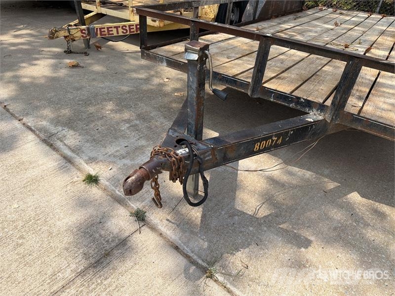 MEB 16 ft T/A Equipment Trailer Autonkuljetusperävaunut