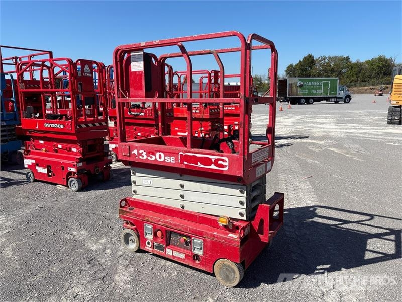 MEC 1330SE Electric Scissor Lift Scissor lifts