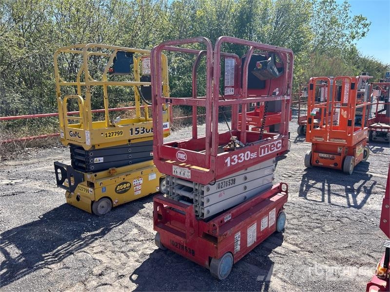 MEC 1330SE Electric Scissor Lift Piattaforme a pantografo