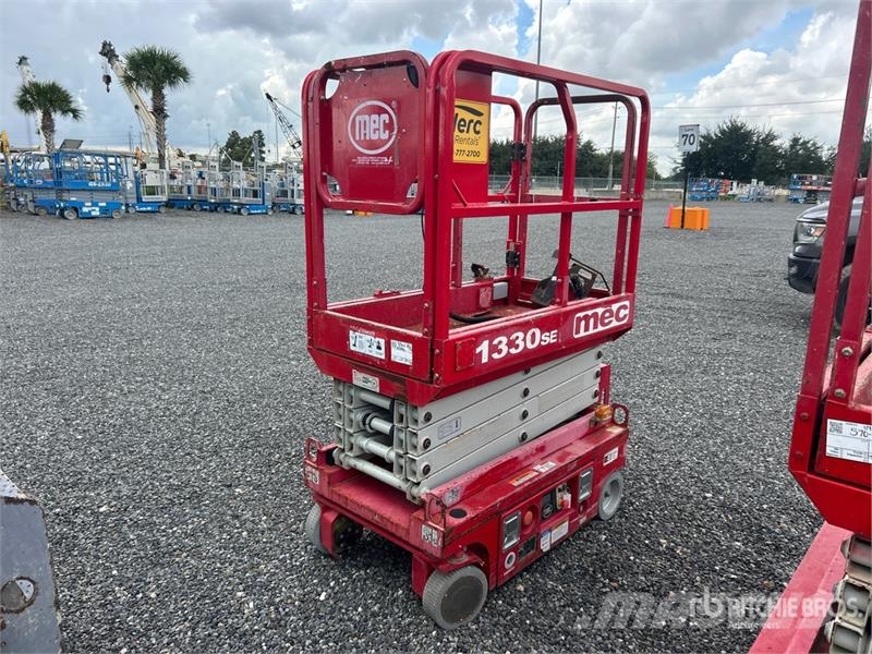 MEC 1330SE Electric Scissor Lift Scissor lifts