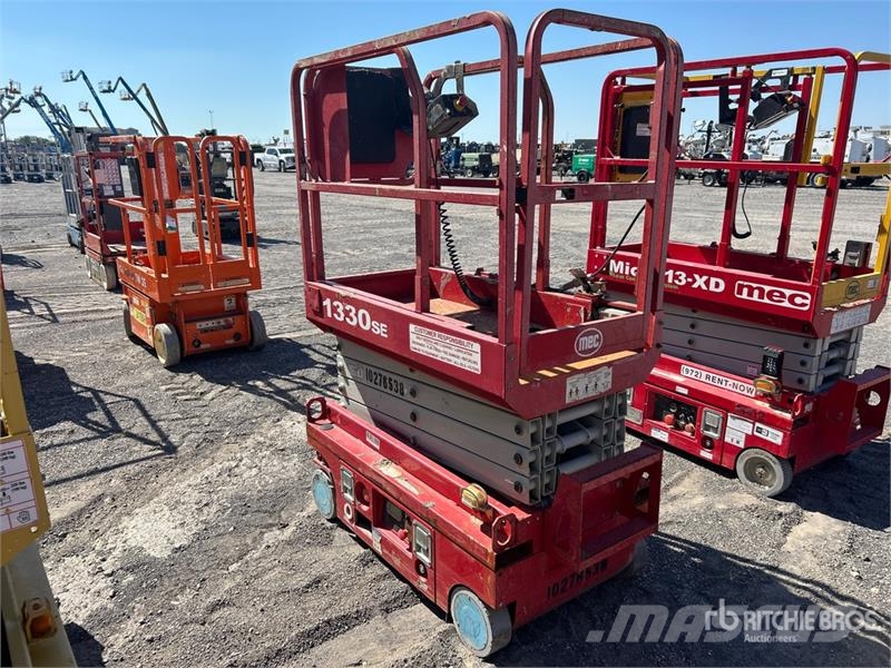 MEC 1330SE Electric Scissor Lift Piattaforme a pantografo