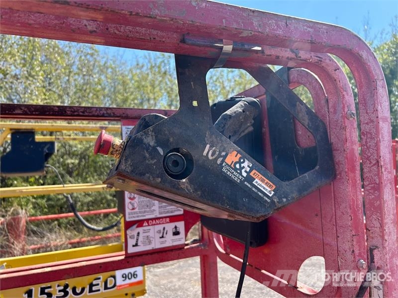 MEC 1330SE Electric Scissor Lift Piattaforme a pantografo