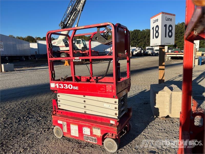 MEC 1330SE Electric Scissor Lift Ollós emelők