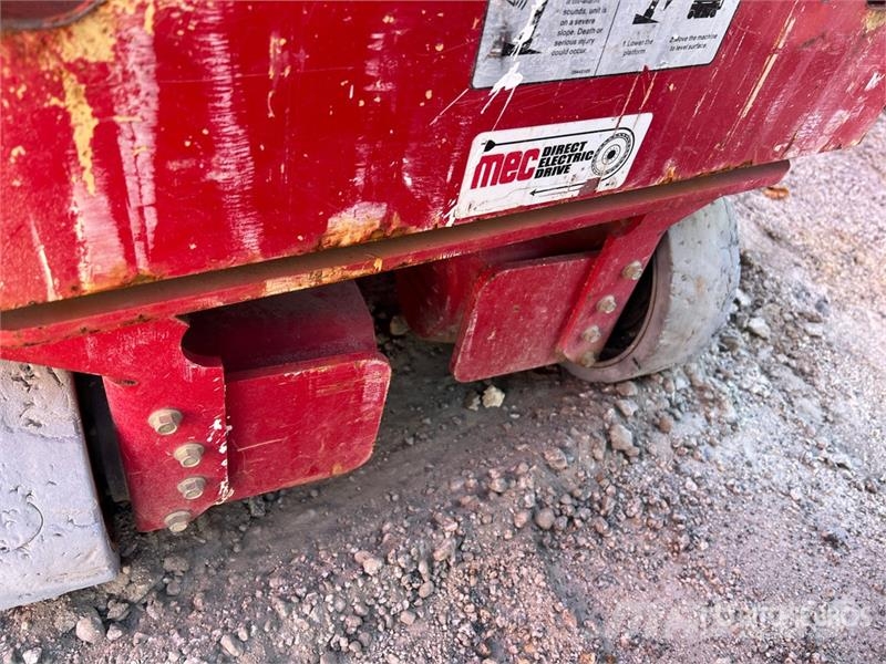 MEC 1930SE Electric Scissor Lift Saxlifte