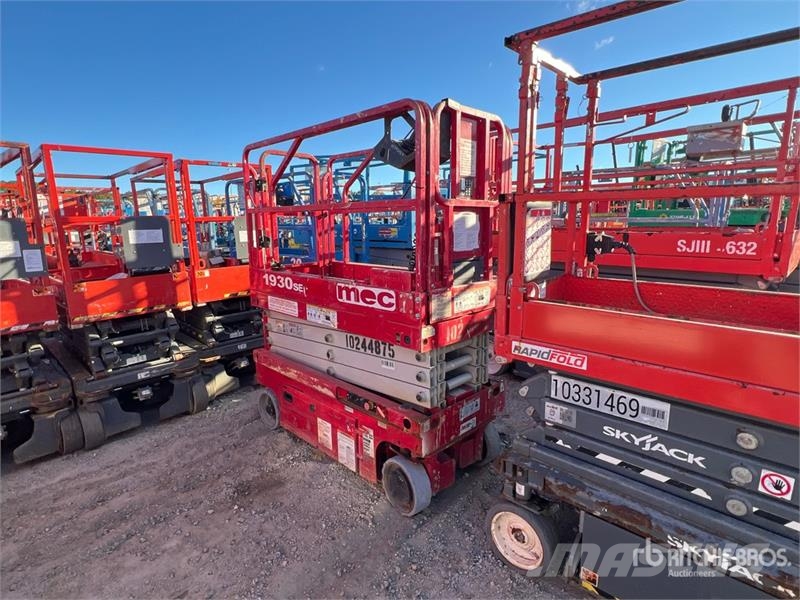 MEC 1930SE Electric Scissor Lift Saxlifte