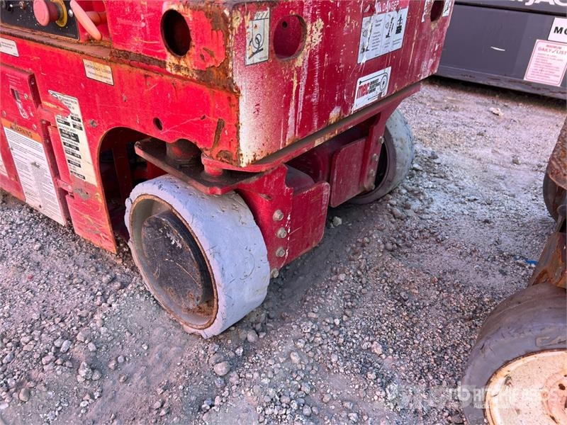 MEC 1930SE Electric Scissor Lift Saxlifte