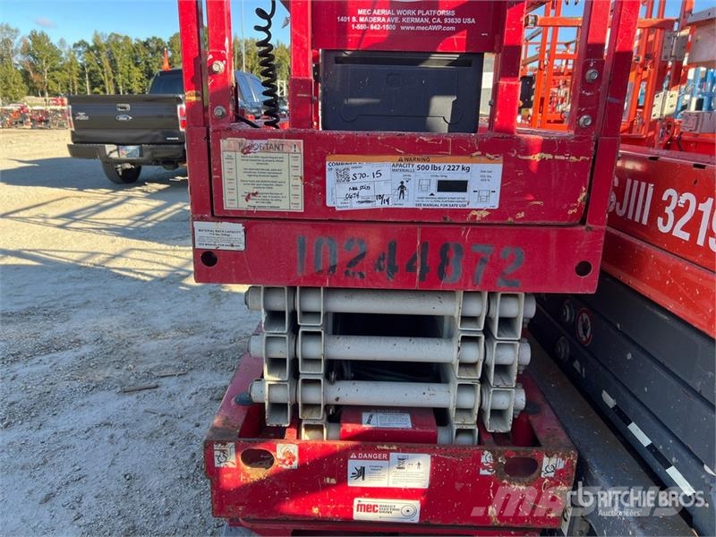 MEC 1930SE Electric Scissor Lift Scissor lifts