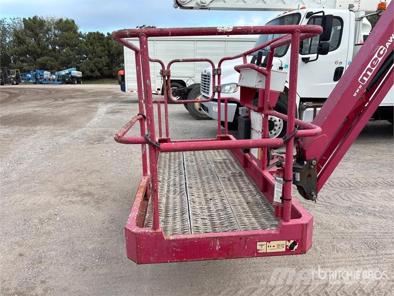 MEC 60-J Telescopic Boom Lift Plataformas elevatórias telescópicas