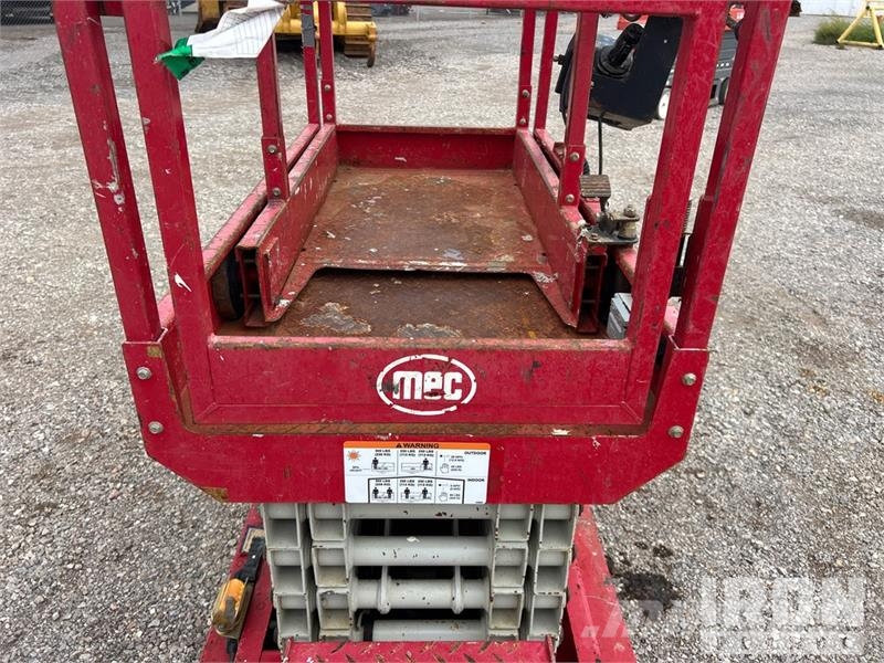 MEC MICRO 19 Electric Scissor Lift Käärtõstukid