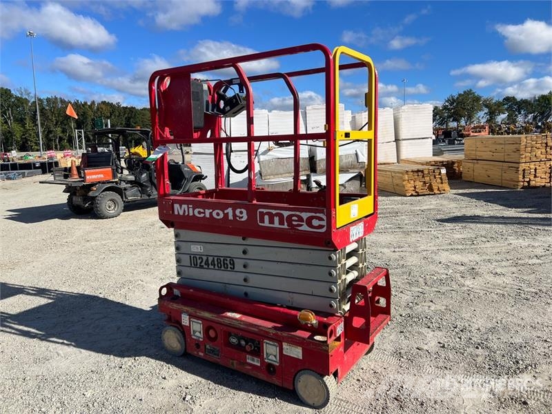 MEC Micro 19 Electric Scissor Lift Käärtõstukid