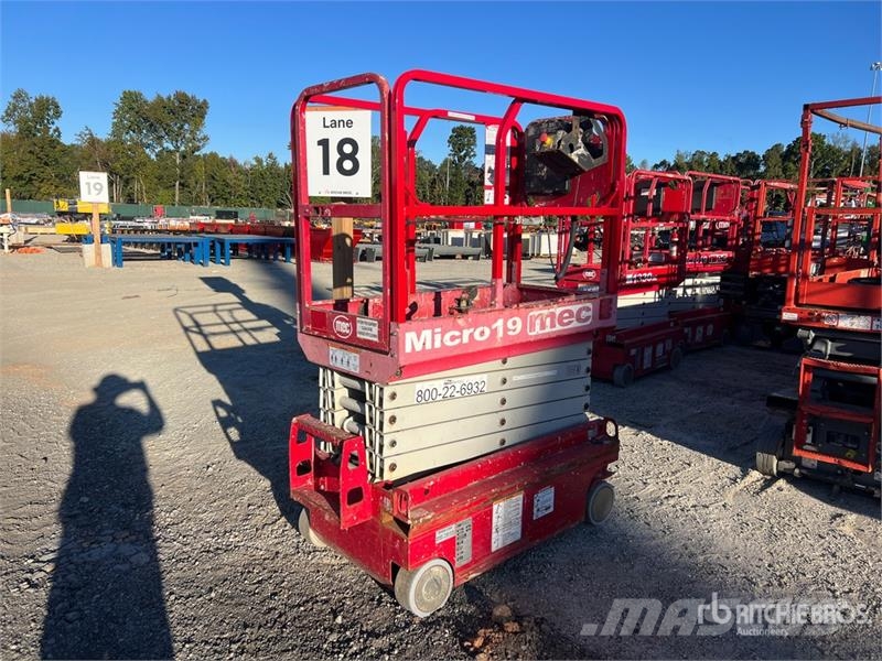 MEC Micro 19 Electric Scissor Lift Scissor lifts