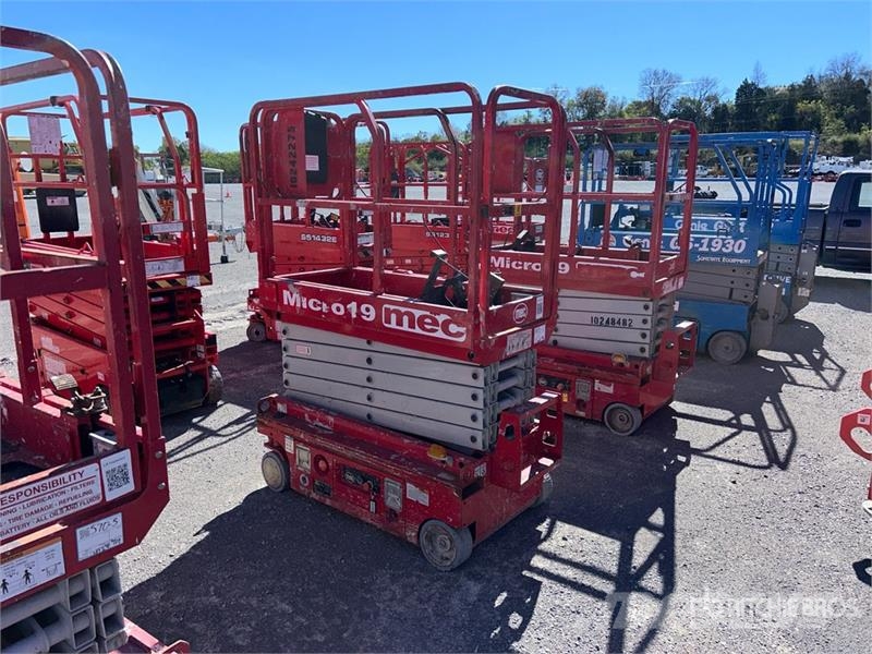 MEC Micro 19 Electric Scissor Lift Sakselifter