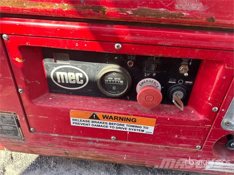 MEC Micro 19 Electric Scissor Lift Schaarhoogwerkers