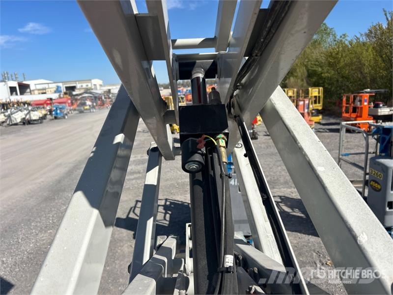 MEC Micro 19 Electric Scissor Lift Schaarhoogwerkers