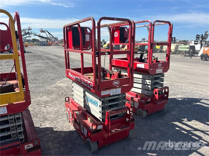 MEC Micro 19 Electric Scissor Lift Schaarhoogwerkers