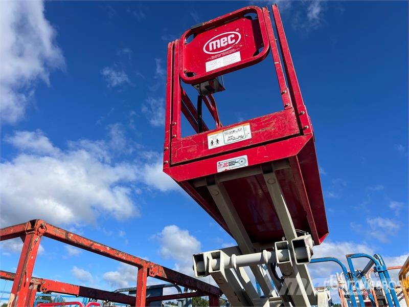 MEC Micro 19 Electric Scissor Lift Scissor lifts