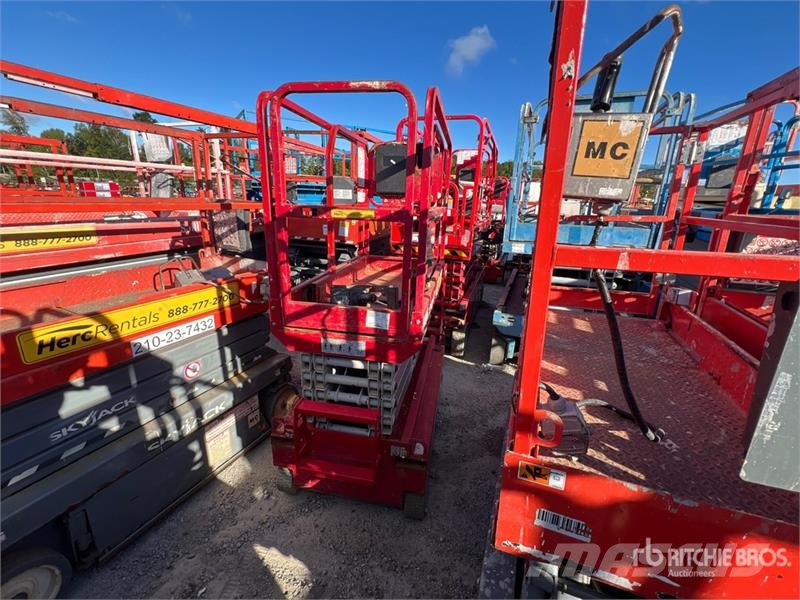 MEC Micro 19 Electric Scissor Lift Scissor lifts