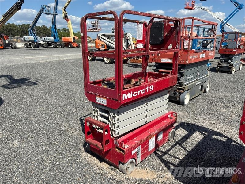 MEC MICRO 19 Electric Scissor Lift Elevadores de tesoura
