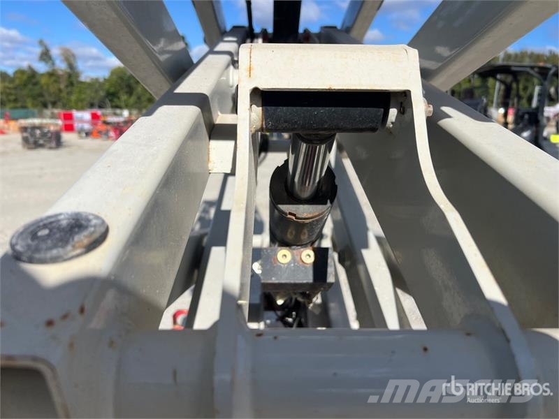 MEC Micro 19 Electric Scissor Lift Käärtõstukid