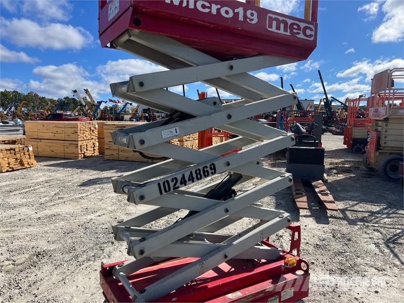 MEC Micro 19 Electric Scissor Lift Käärtõstukid