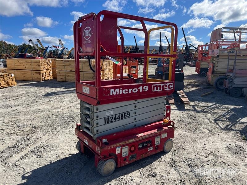 MEC Micro 19 Electric Scissor Lift Käärtõstukid