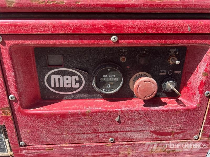 MEC Micro 19 Electric Scissor Lift Šķerveida pacēlāji