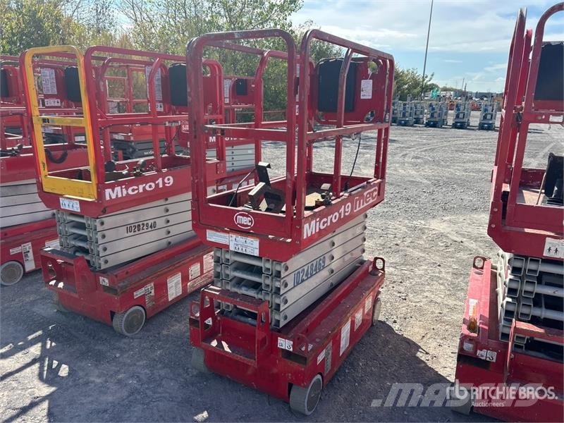 MEC Micro 19 Electric Scissor Lift Schaarhoogwerkers