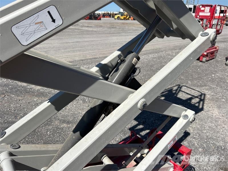 MEC MICRO13XD Electric Scissor Lift Scissor lifts