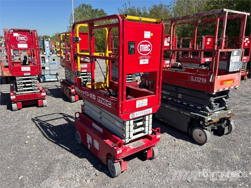 MEC MICRO13XD Electric Scissor Lift Scissor lifts