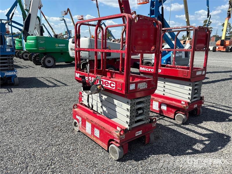 MEC Micro19 Electric Scissor Lift Saxlifte