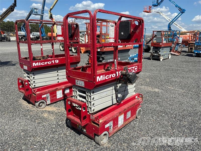 MEC Micro19 Electric Scissor Lift Saxlifte