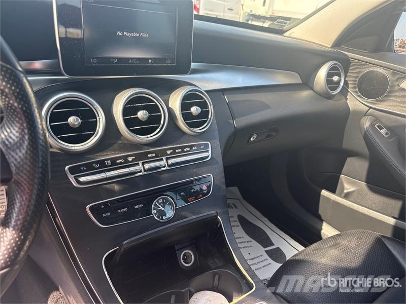 Mercedes-Benz C300 자동차