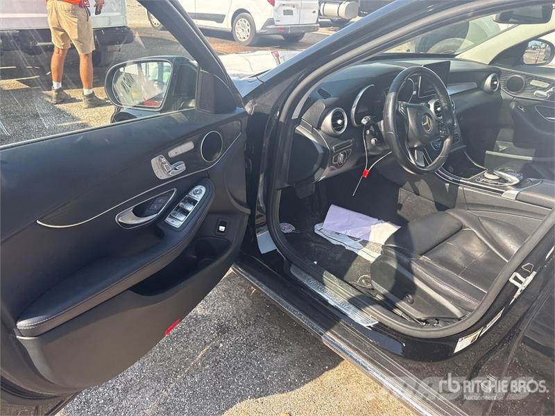 Mercedes-Benz C300 자동차