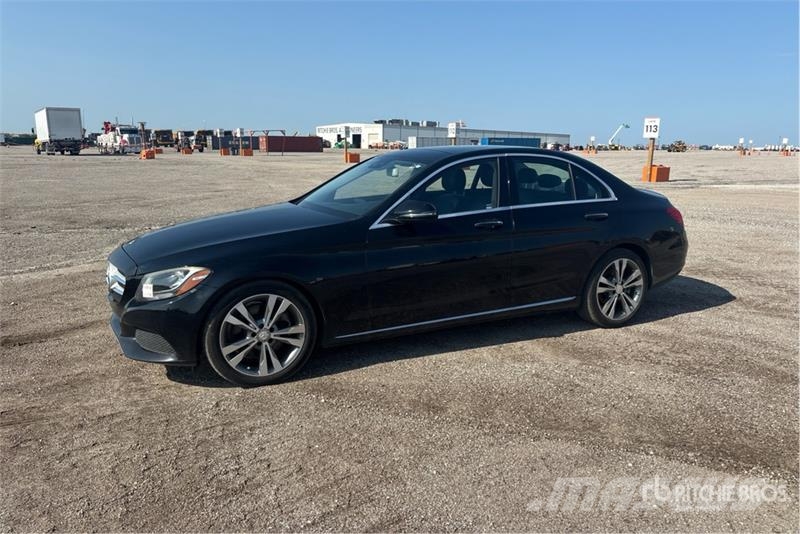 Mercedes-Benz C300 자동차