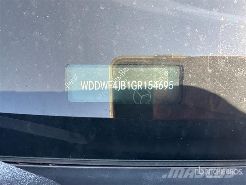 Mercedes-Benz C300 자동차