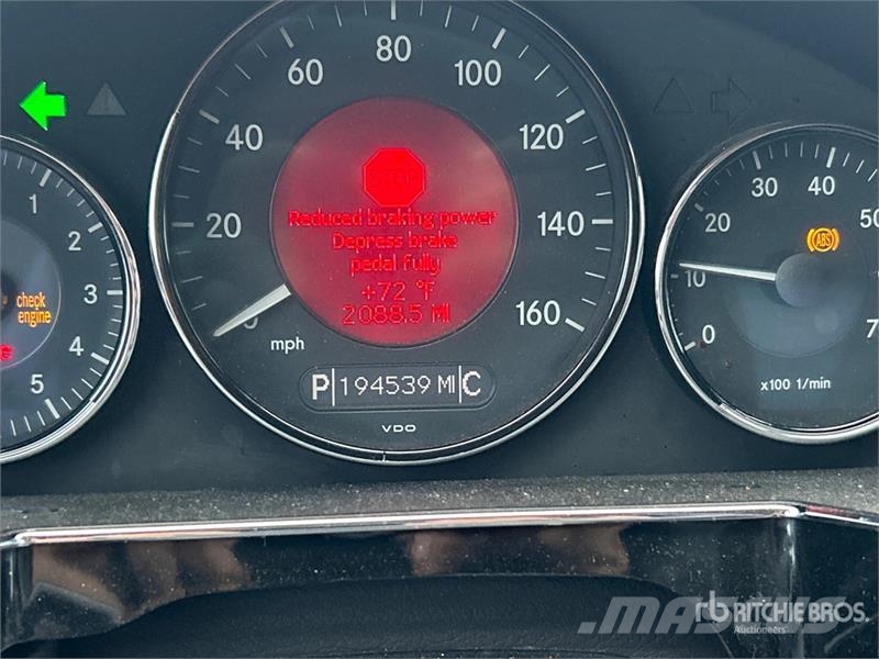 Mercedes-Benz CLS 500 Automobile سيارات