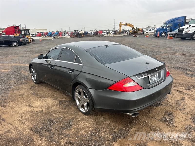 Mercedes-Benz CLS 500 Automobile سيارات