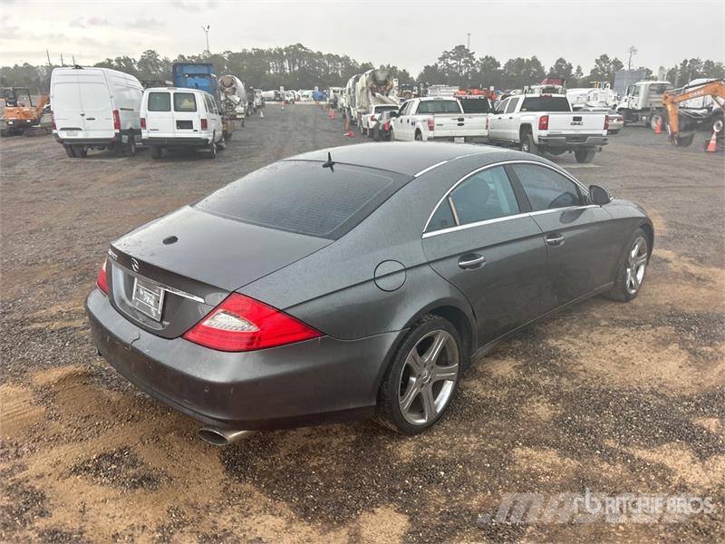 Mercedes-Benz CLS 500 Automobile سيارات