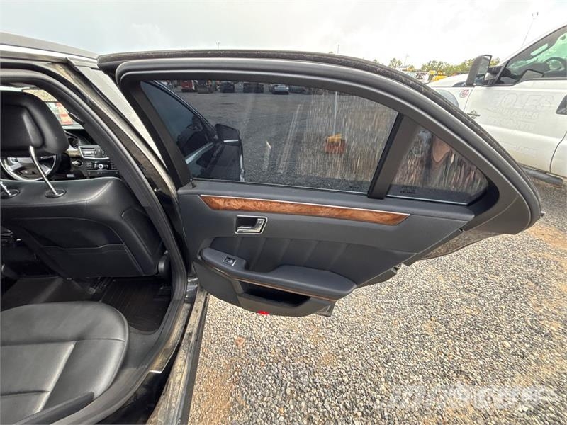 Mercedes-Benz E300 Automobili