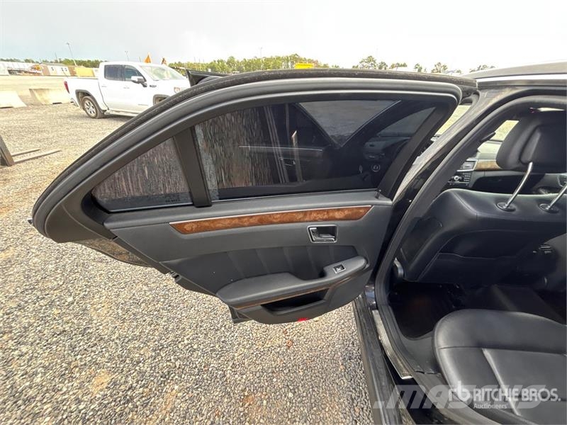 Mercedes-Benz E300 Automobili