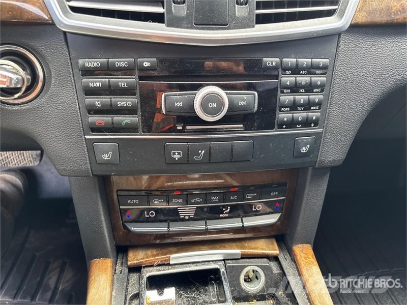 Mercedes-Benz E300 Automobili