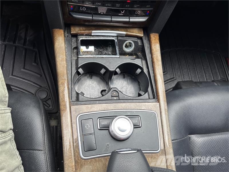 Mercedes-Benz E300 Automobili